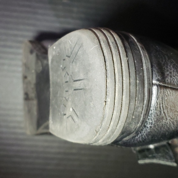 Women's faux fur, leather bootie. Size 10. - Picture 13 of 13